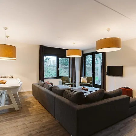 Holiday home Luxe Op Park Duinzicht
